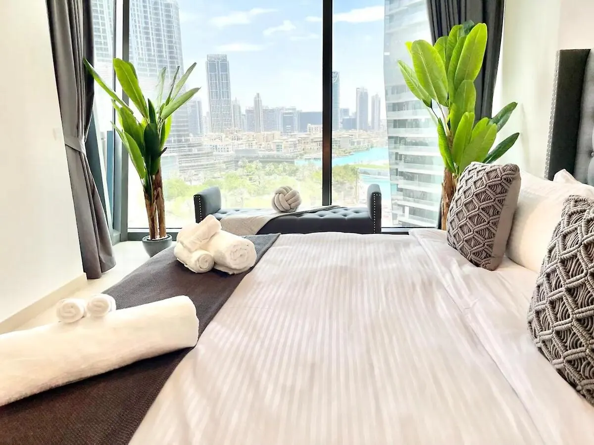 First Class 3Br Burj Khalifa & Fountain View Dubai