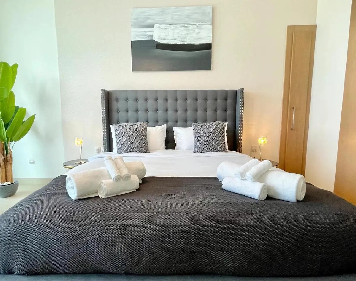 Apartment First Class 3Br Burj Khalifa & Fountain View Dubai
