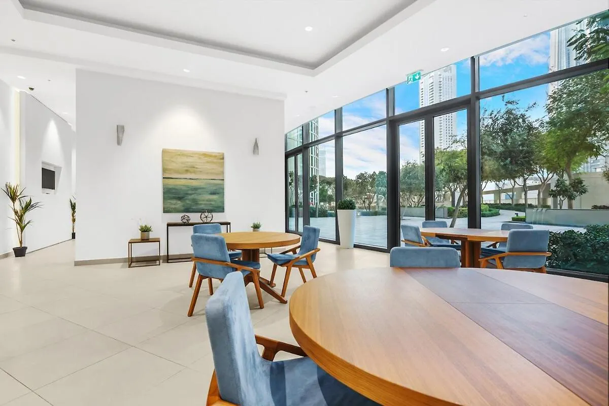 First Class 3Br Burj Khalifa & Fountain View Dubai Apartment